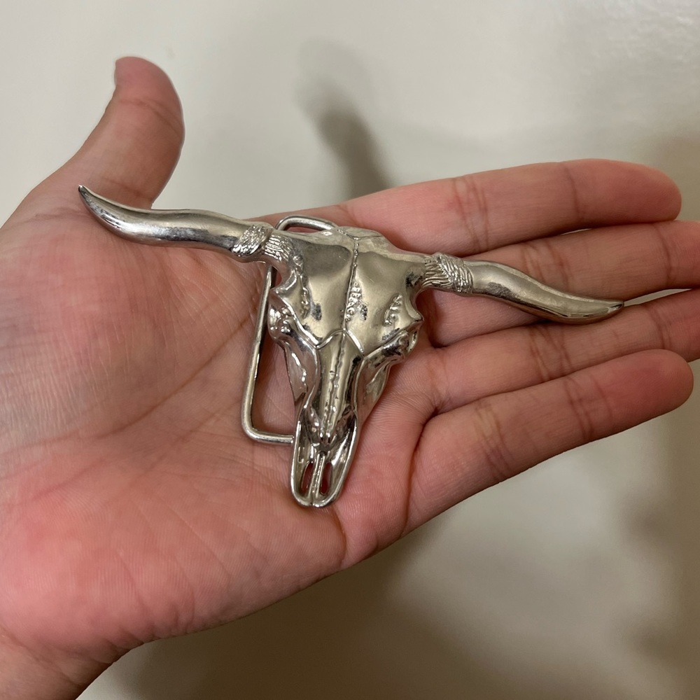 Belt buckle